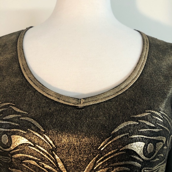 Gold and Black Metallic Graphic Blouse - Picture 4 of 6